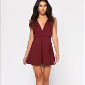 Tobi Date Night Pleated Dress - Wine/Red